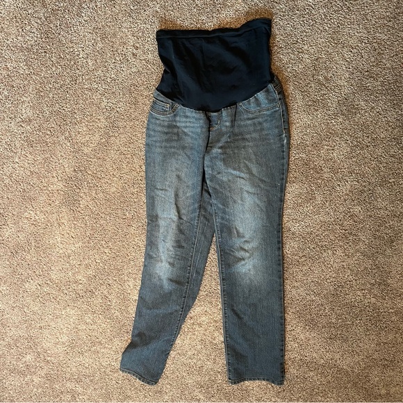 Lot of Seven Maternity Pants - Picture 12 of 16